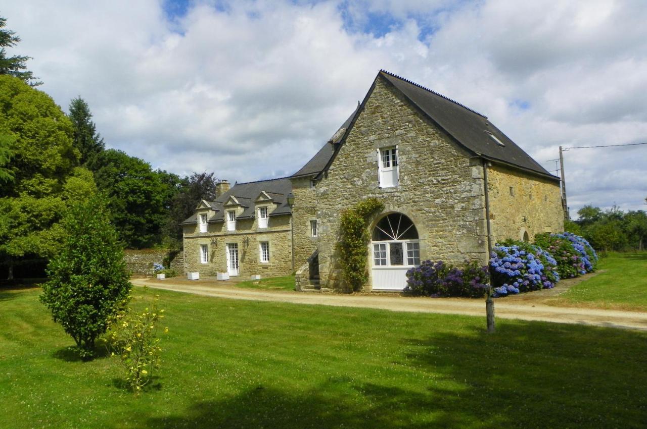 Manoir De Saint-Fiacre Bed & Breakfast Malansac Ngoại thất bức ảnh